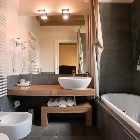 Il Pozzo - 1711 Luxury Guest house Arlate